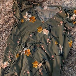 Old navy floral blouse